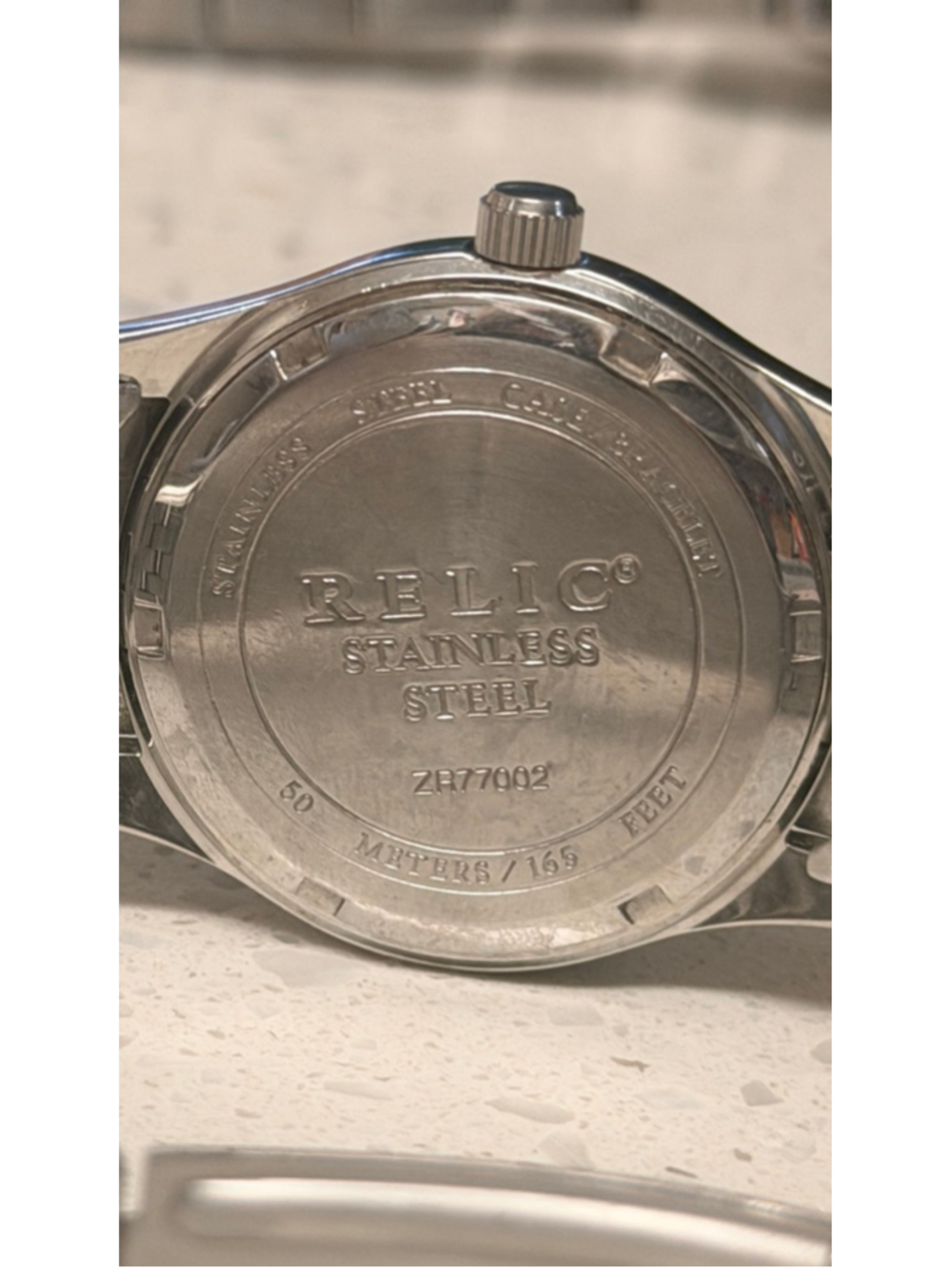 Relic Men's Stainless Steel Watch Silver Tone Date Window - Picture 5 of 8
